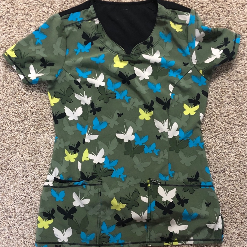 Women’s Infinity Floral Pattern Scrub Top XS